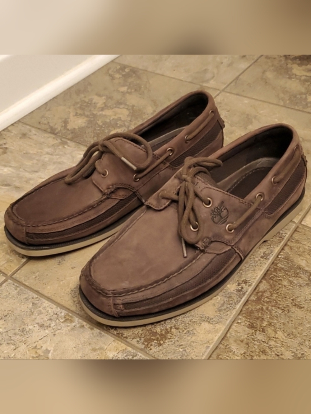 Timberland Men's Classic 2-Eye Boat Shoes 9.5 brown genuine leather